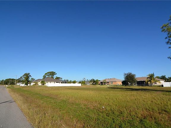 2nd image of 2225 NE 33rd Ln