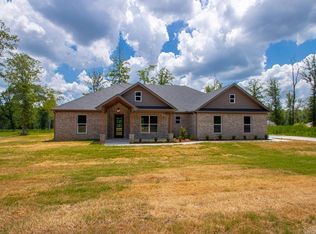 6748 N Detonti Rd, Bauxite, AR 72011