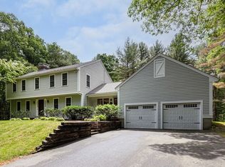 90 Clinton St, Hopkinton, MA 01748