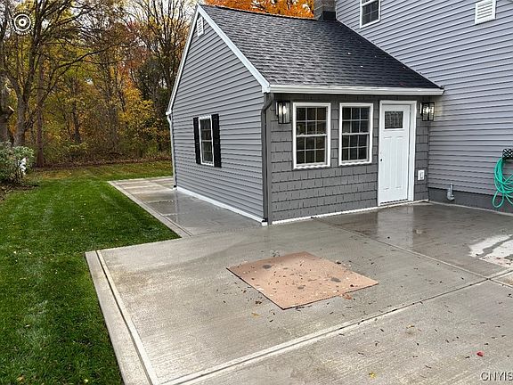 4th image of 5986 Smith Rd