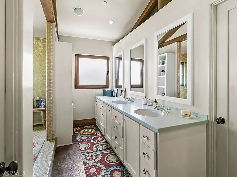 345 Emerald Bay — Photo 20