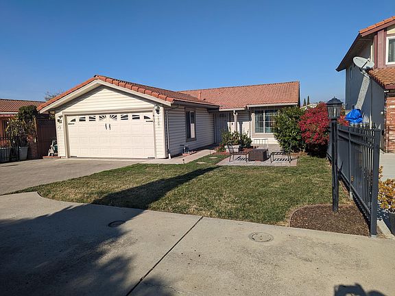 2nd image of 2863 Damico Dr