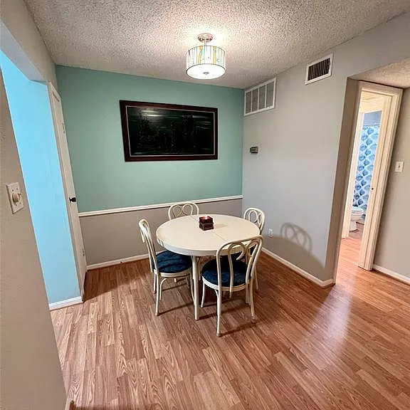 2120 El Paseo St #310 — Photo 4