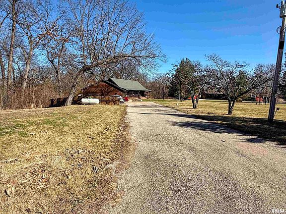 3rd image of 28829 N Bitner Rd