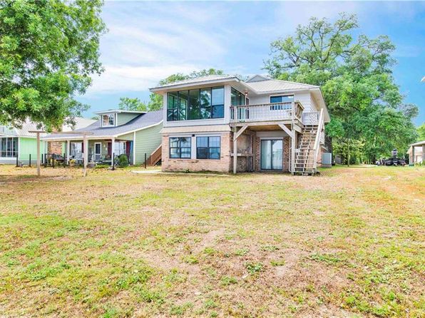 7411 Bay Rd, Mobile, AL 36605