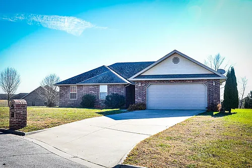 505 Falcon Hts Photo 1