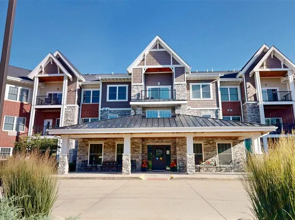 750 E Foster Rd #116, Iowa City, IA 52245