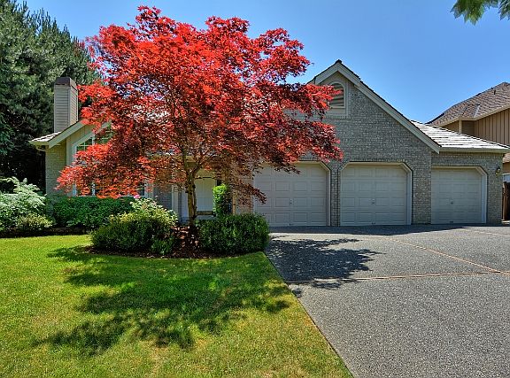 2nd image of 3420 157th Pl SE