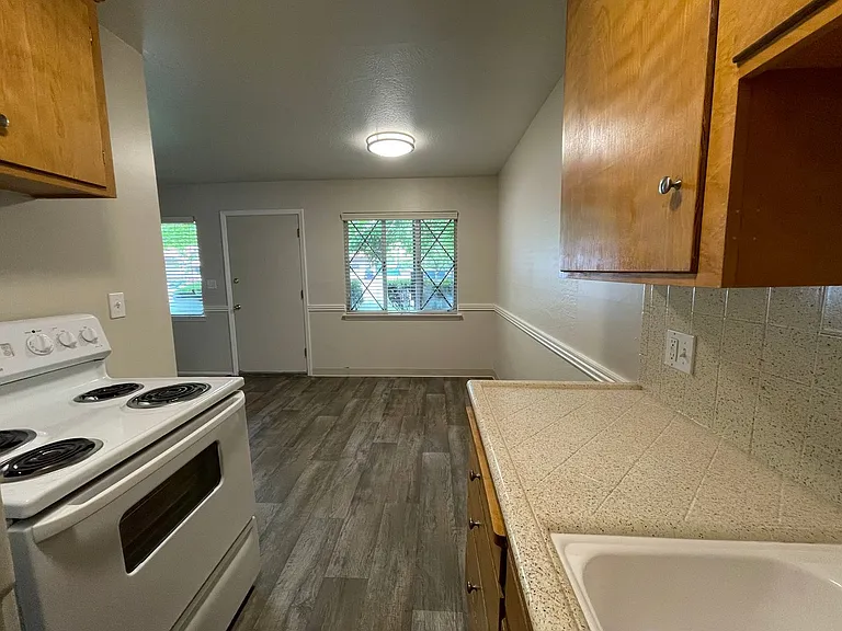 Must See Community in River Park Community ~ East Sac Area — Photo 18