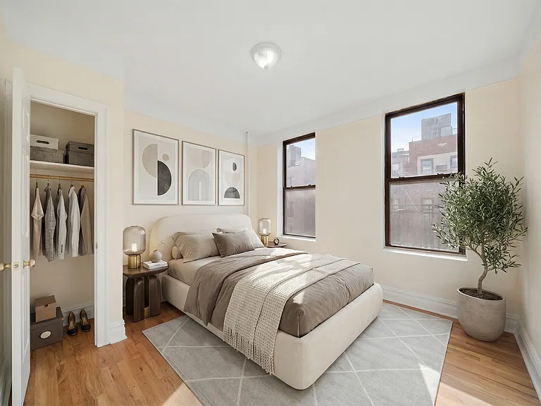 205 W 109th St #4E — Photo 2