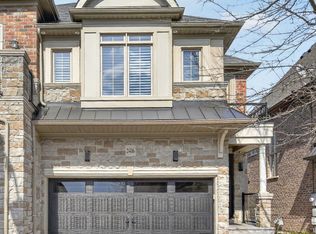 2416 Village Cmn, Oakville, ON