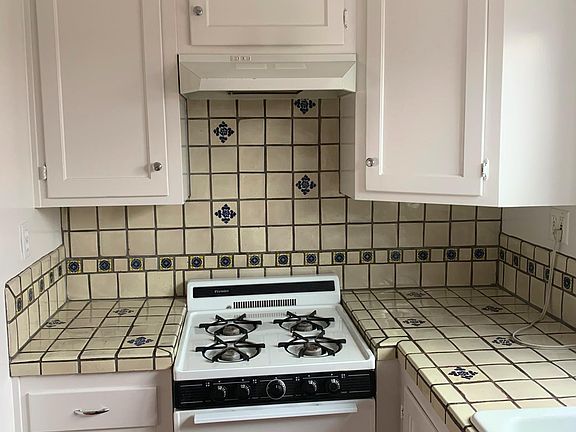 3rd image of 522 N Alta Vista Blvd Unit 3