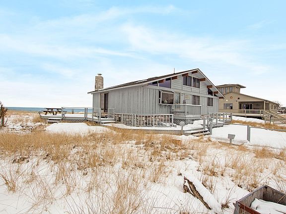5th image of 761 S Lakeshore Dr