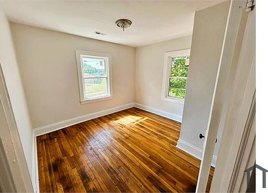 5th image of 13629 Cranwood Park Blvd