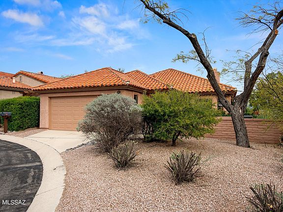 2nd image of 5960 N Moon Crest Dr