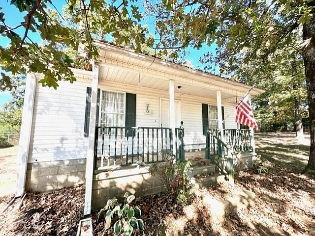 1st image of 210 Westwood Cir