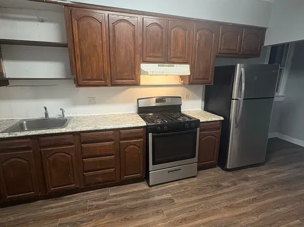 324 S 7th St #1, Elizabeth, NJ 07202
