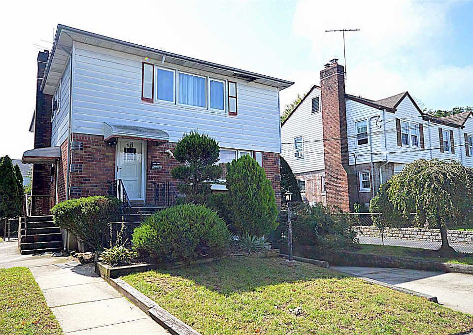 1st image of 10 Nassau Blvd