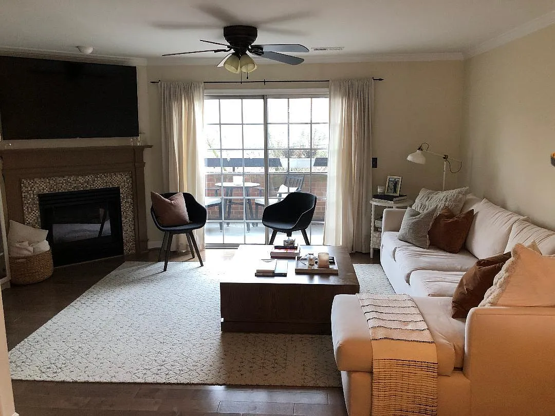 2 bed, 2.5 bath, 1254 sqft, $3,300 — Photo 4