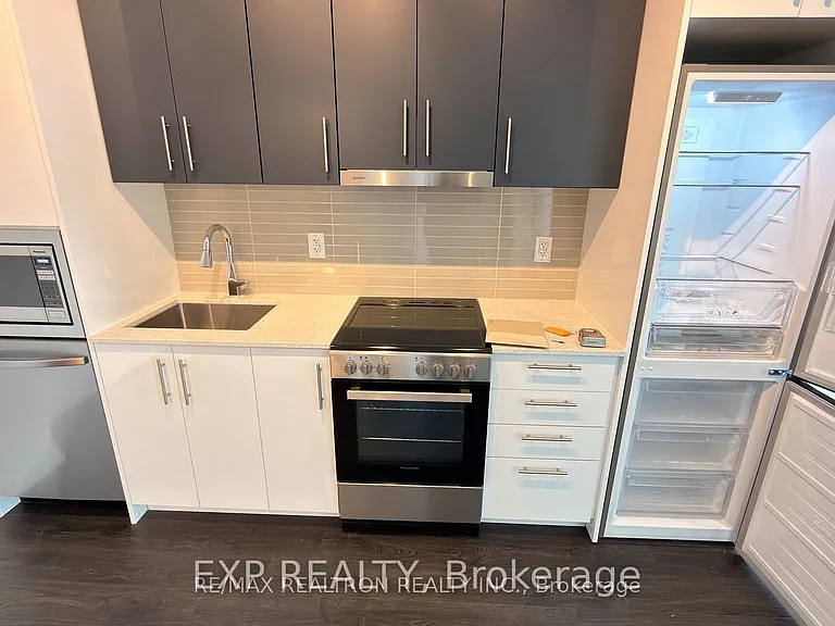 9751 Markham Rd #1812 — Photo 4