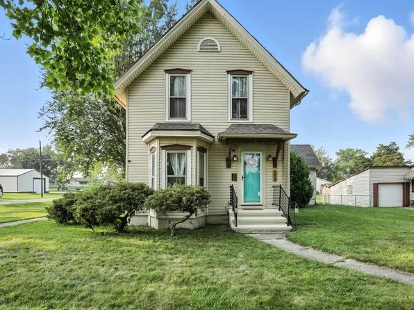 249 W Oak St, Butler, IN 46721