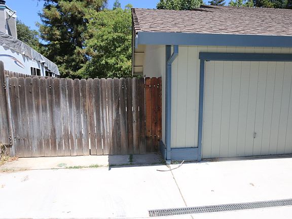 2nd image of 5943 Little Squaw Ct