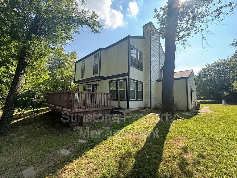 5117 S Lions Ave — Photo 16