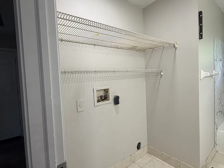 2540 Wilson Ave — Photo 10