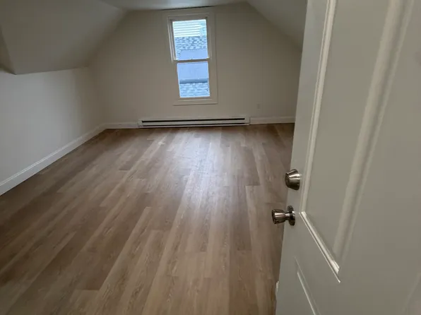 25 Lorenzo St #3, Torrington, CT 06790