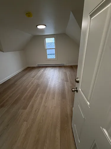 25 Lorenzo St Photo 1