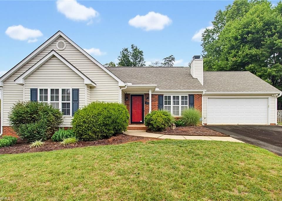 1st image of 6051 Summer Trace Ln