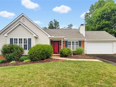6051 Summer Trace Ln, Winston Salem, NC, 27105