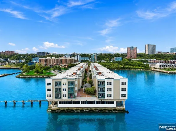 324 The Promenade, Edgewater, NJ 07020