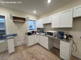 7 Lowell Cir, Somerville, MA
