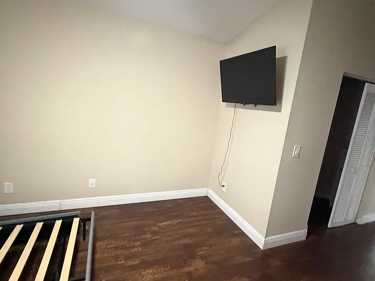 7454 NW 34th St #7454 — Photo 3