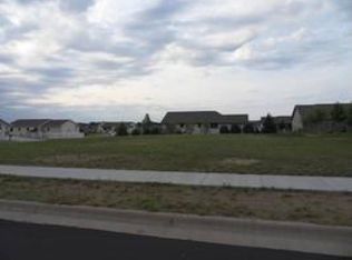 811 Case Ct, Holmen, WI 54636