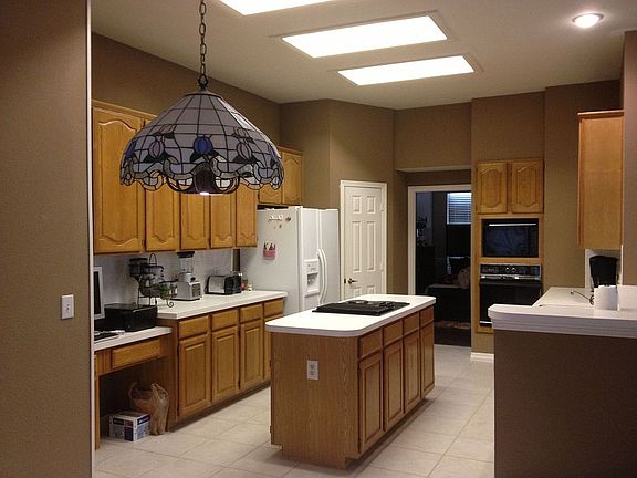 Kitchen with Breakfast nook