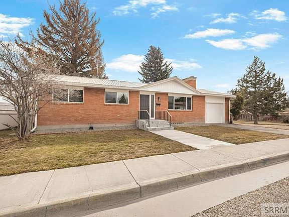 2nd image of 339 Ramona Ave