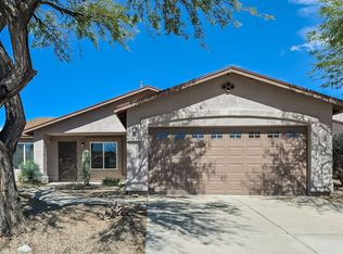 10029 E Moonstruck Way, Tucson, AZ 85747
