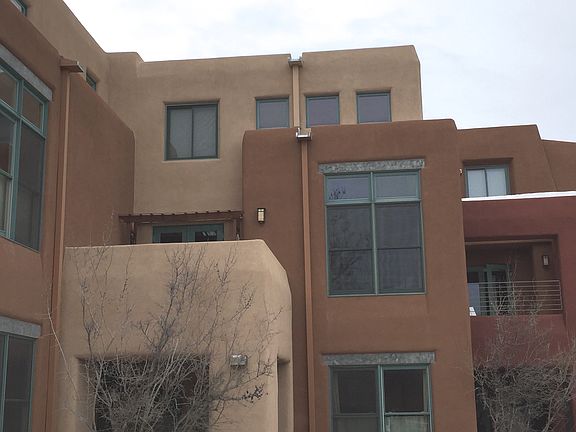 2nd image of 1012 Marquez Pl Unit 208B