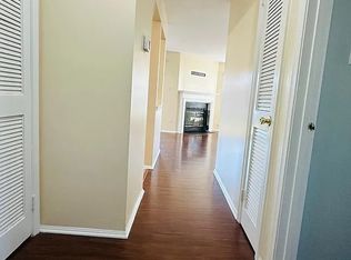 311 Andover Pl, Robbinsville, NJ 08691