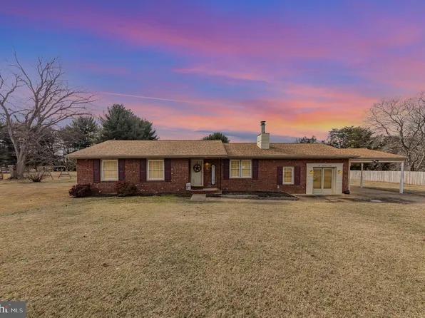 6 Jason Ln, Stafford, VA 22554