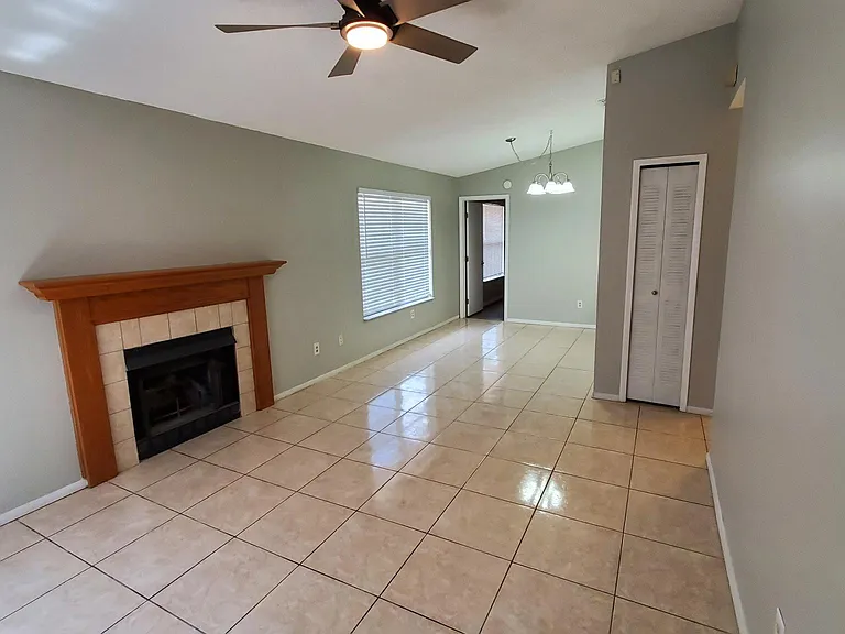 4858 S Semoran Blvd #2105 — Photo 3