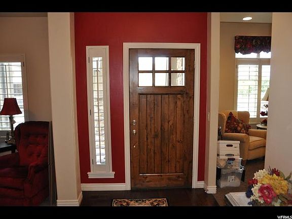 2nd image of 434 E Fairmont Hill Ct