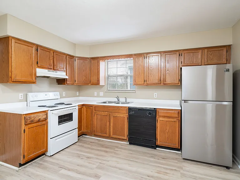 422 Cedar Ave #A — Photo 6