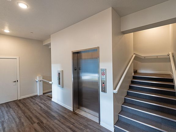 2nd image of 205 Hickory St #301