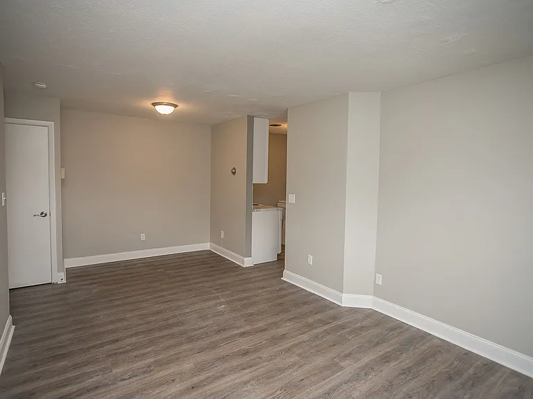 76 W Bagley Rd — Photo 8