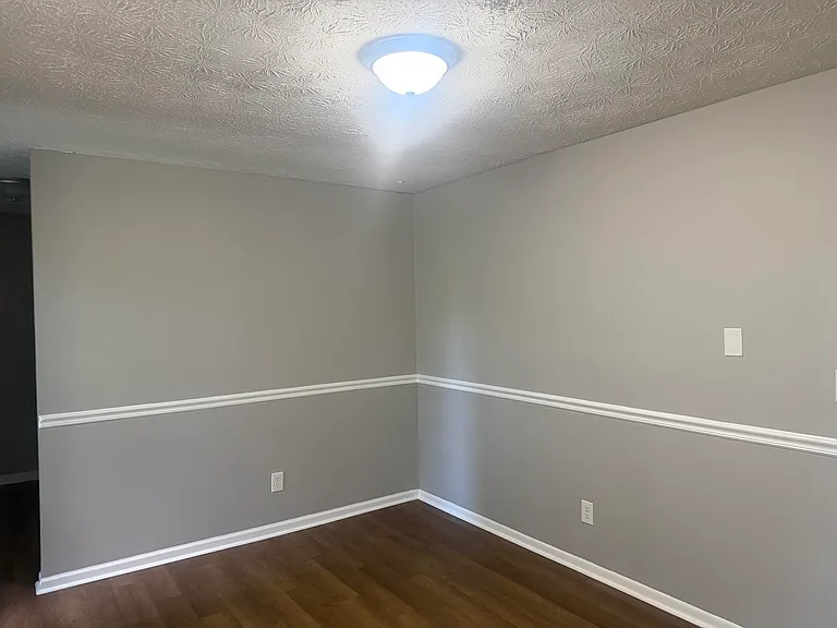 1079 Trent Blvd — Photo 3