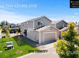 11557 174th St E #A, Puyallup, WA 98374