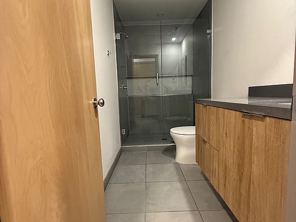 5th image of 1321 E Iris Ave #3